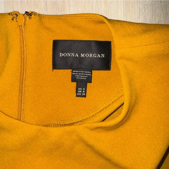 NEW! Donna Morgan yellow work dress with Sleeves. Size 4 - Picture 4 of 6